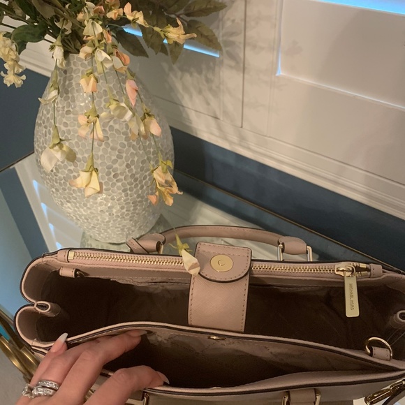 Real vs Fake Michael Kors bag. How to spot fake Michael Kors  Michael Kors authentic handbag!